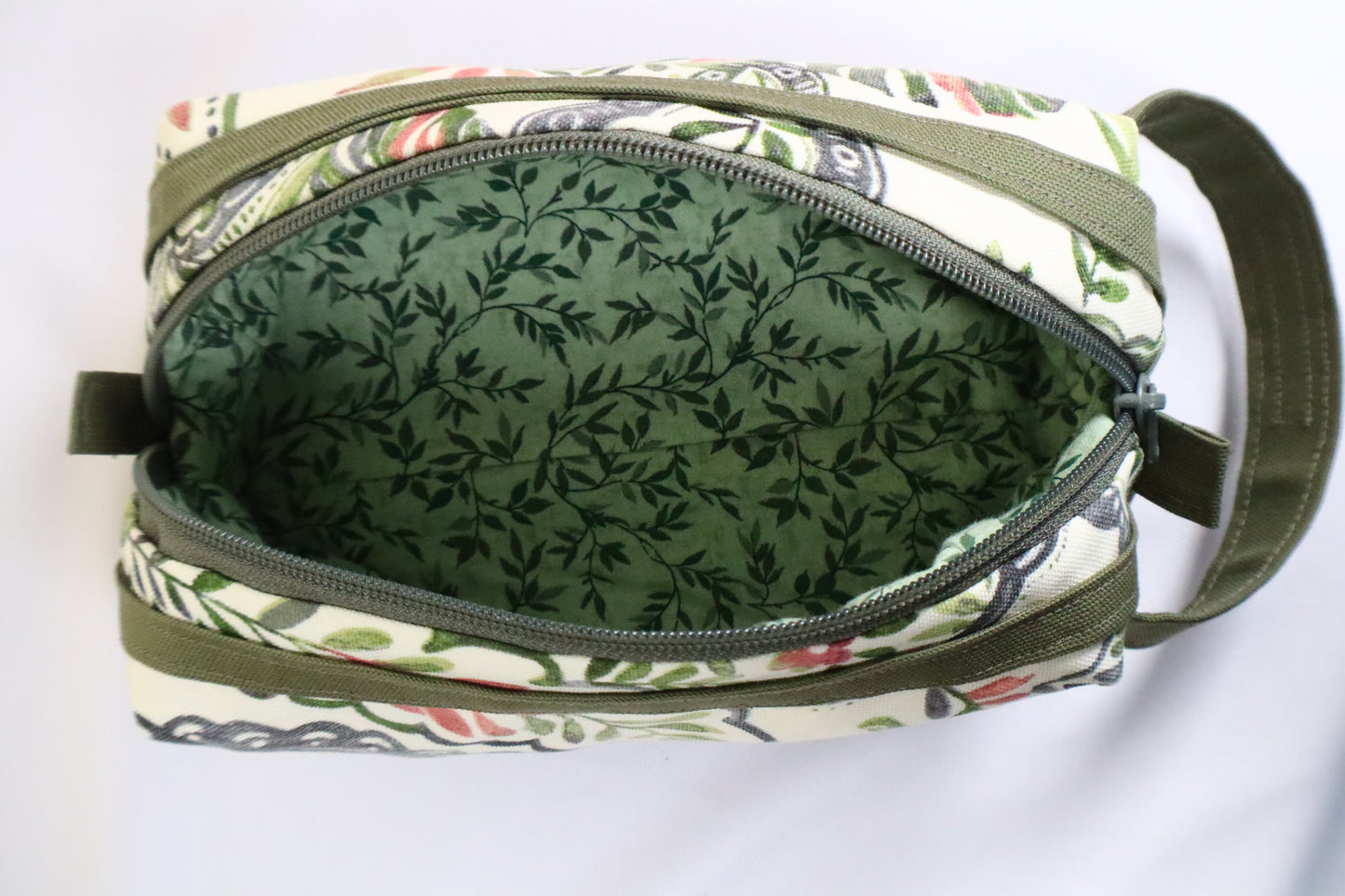 Two Stripe Travel Bag