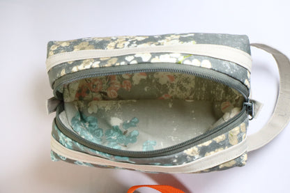Two Stripe Travel Bag