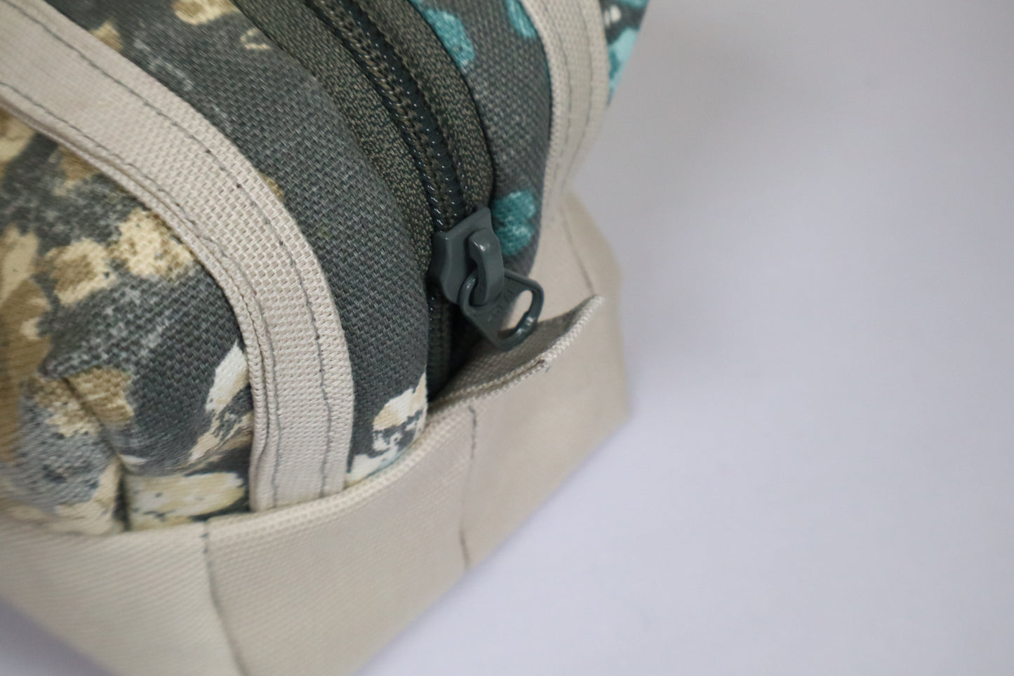 Two Stripe Travel Bag