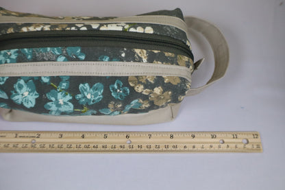 Two Stripe Travel Bag